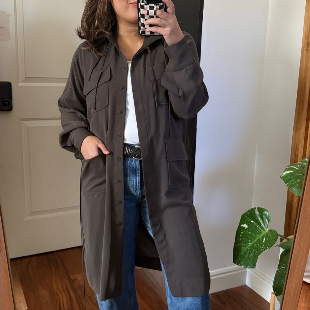 Aritzia X Babaton Howitt Utility Style Relaxed Fit Jacket. Size 1/ Small View 5
